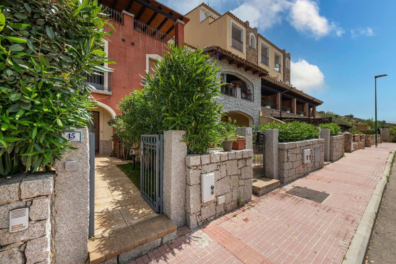 Casa Vacanze Raggio Di Luna Villasimius Buitenkant foto